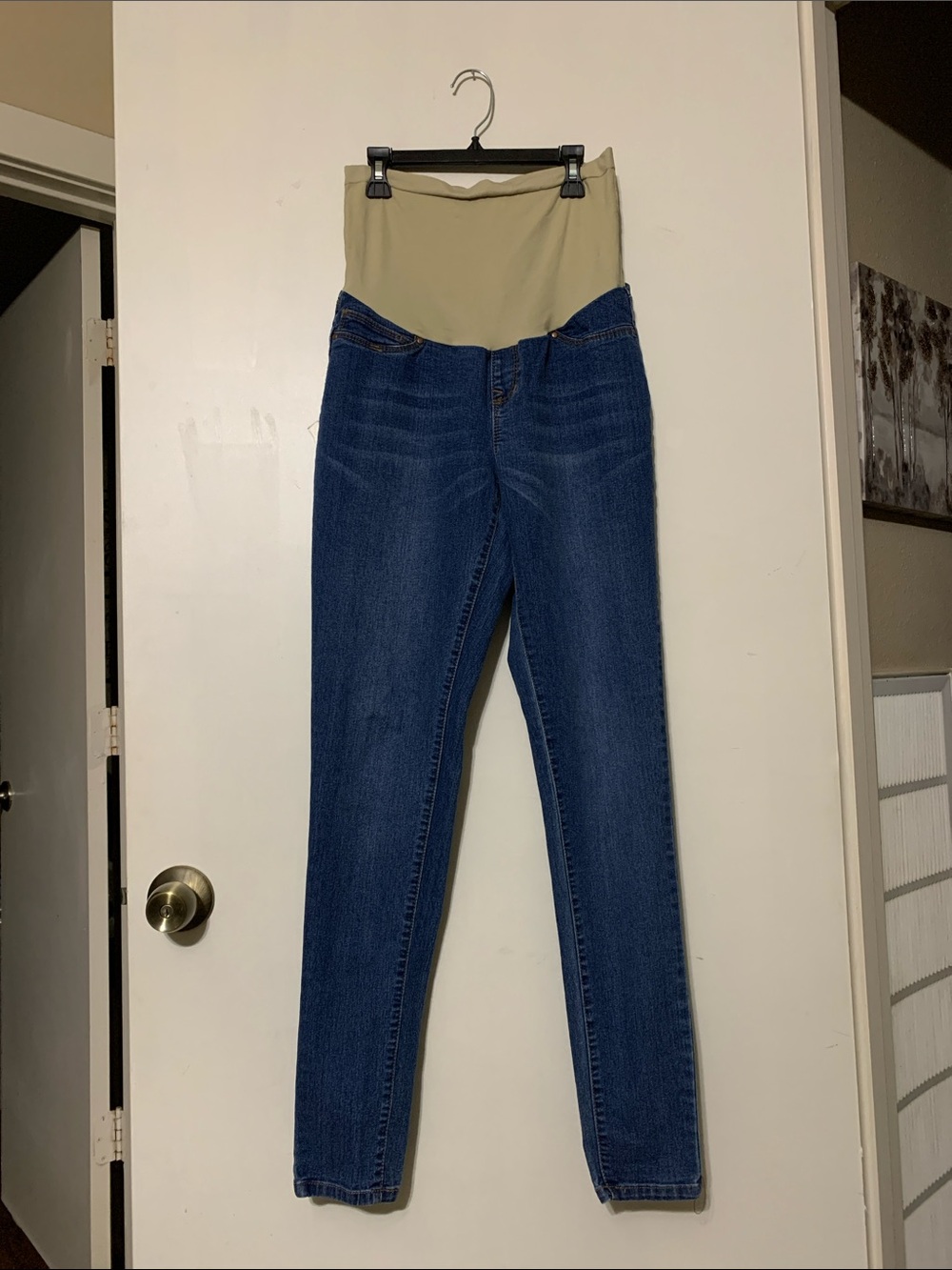 Hybrid & company Blue Denim Jeggings with Beige Maternity Panel - Maternity jean